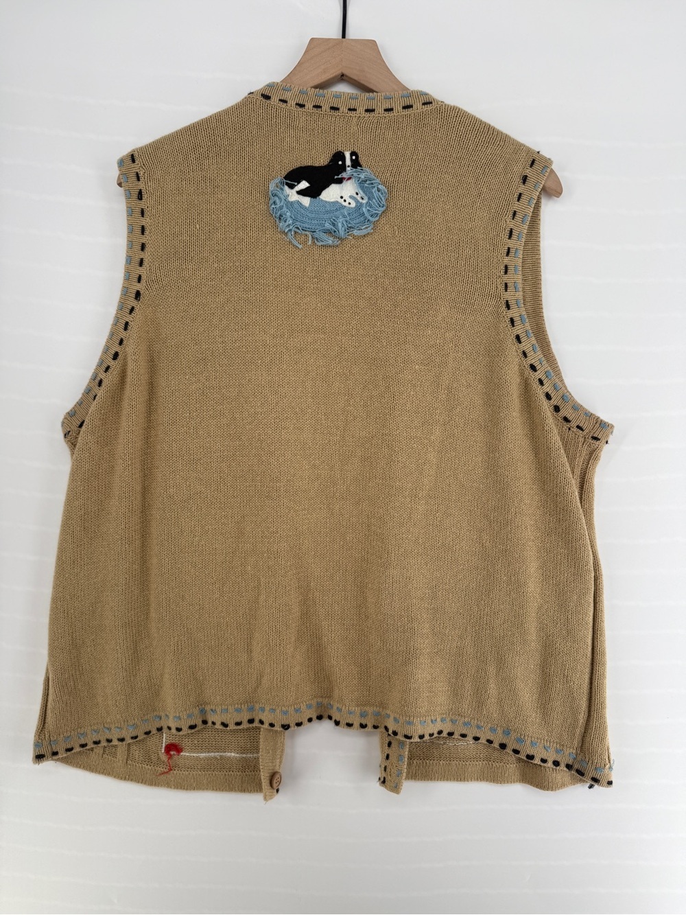 Vintage Passports Woman 3X Dog Appliqué Button-Front Sweater Vest - Picture 6 of 8